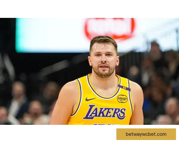 东契奇停赛詹姆斯领队迎战奇才文班冲击马刺九连胜