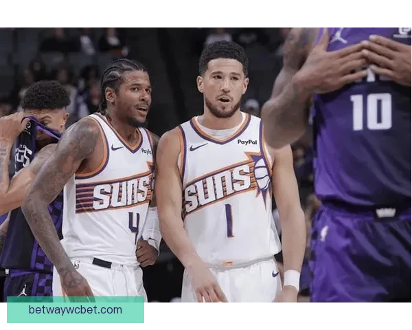 布克36分力助太阳力克灰熊 杰伦格林21分吉莱斯皮两双闪耀赛场